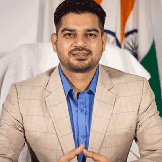 Sanjeev Thakur Age, Sir Wife, Wiki, Age , Biography And Many More