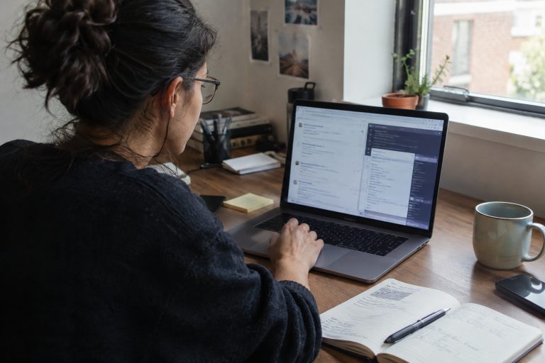 How To Build A Reliable Search Layer For AI Applications Layer